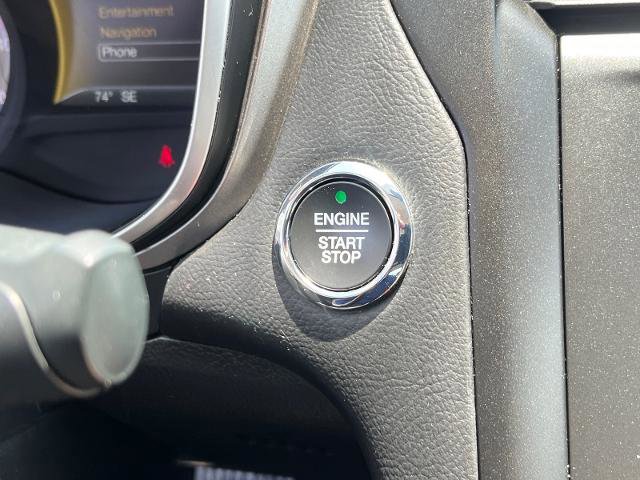 Certified 2019 Ford Fusion SE w/ Equipment Group 151A FWD image 9