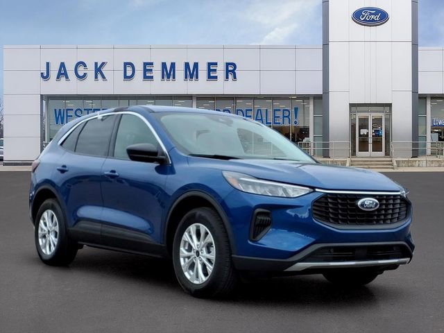 Certified 2023 Ford Escape Active AWD/4WD image 1