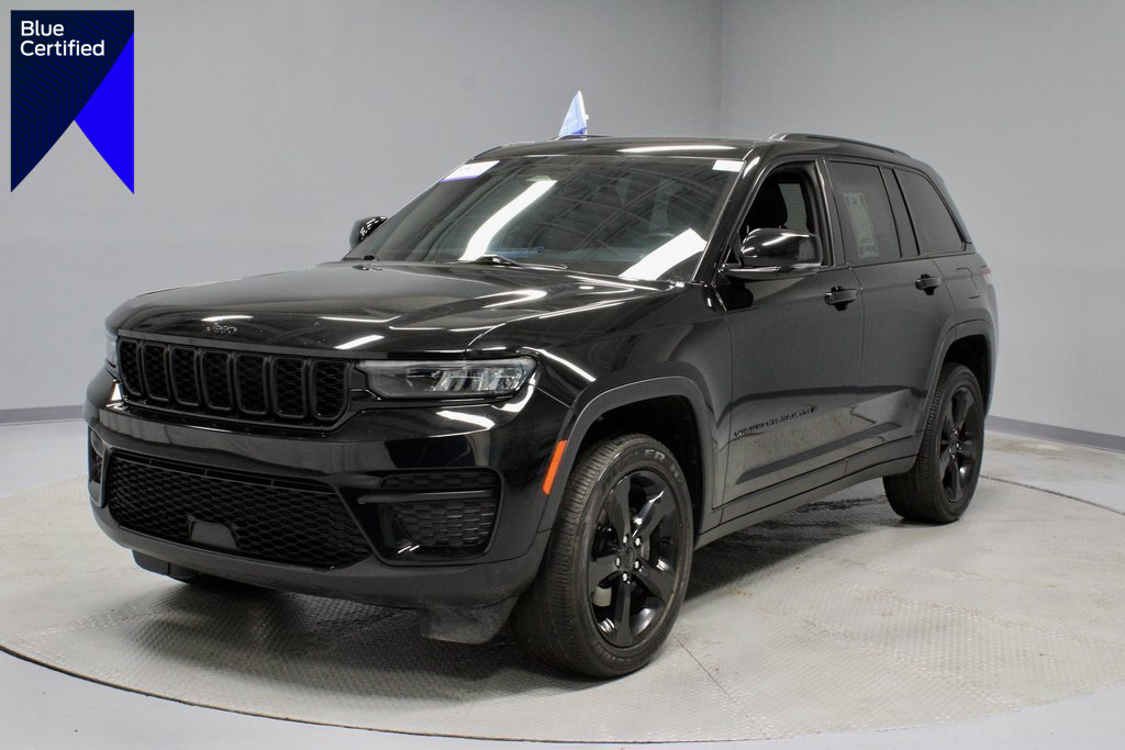 Used 2022 Jeep Grand Cherokee Altitude