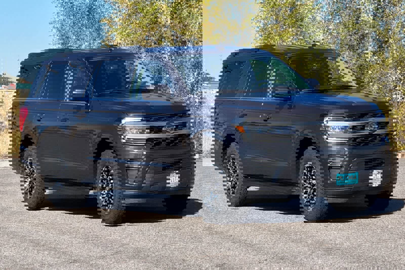 Certified 2024 Ford Expedition Max XLT image 7