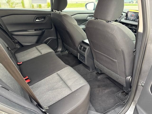 Used 2025 Nissan Rogue SV AWD/4WD image 10