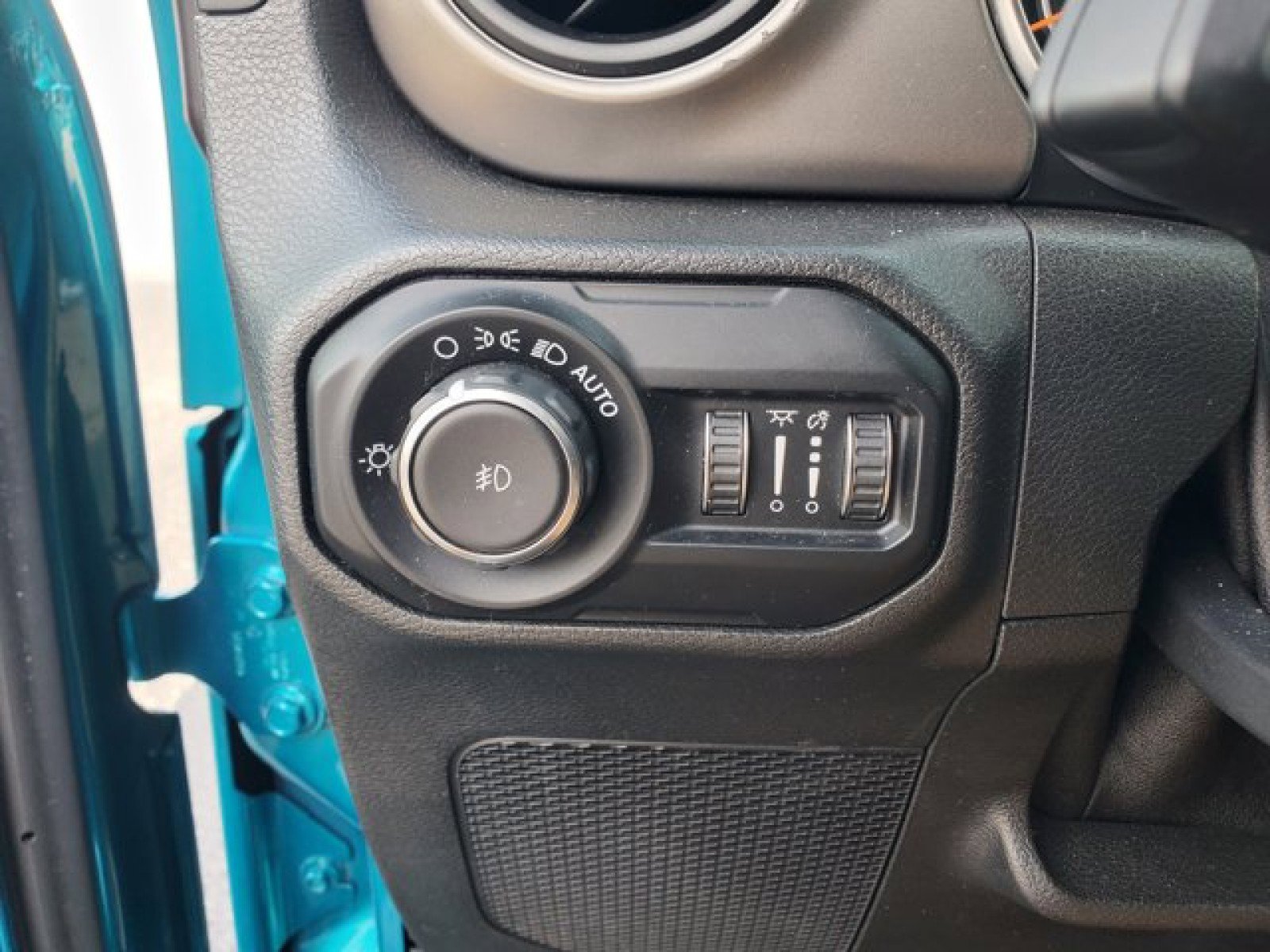 Used 2020 Jeep Wrangler Unlimited Sport S image 14