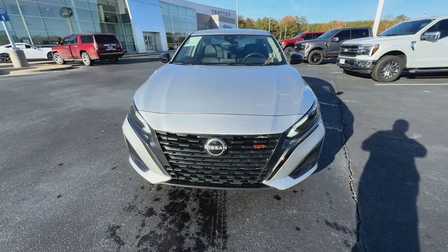 Used 2024 Nissan Altima 2.5 SR image 10
