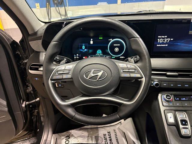 Used 2023 Hyundai Palisade Limited AWD/4WD image 12
