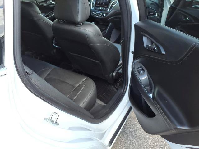 Used 2019 Chevrolet Malibu LT w/ Leather Package FWD image 28