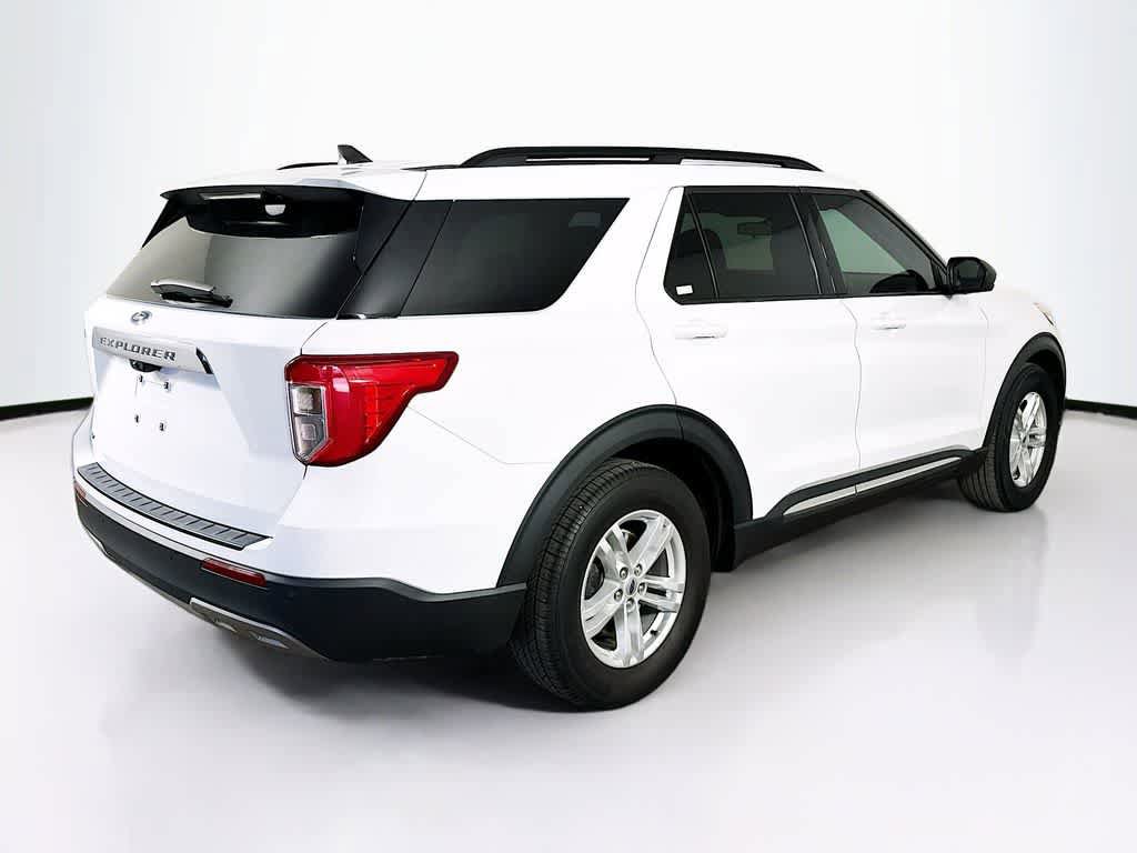 Certified 2023 Ford Explorer XLT w/ Equipment Group 202A RWD image 24
