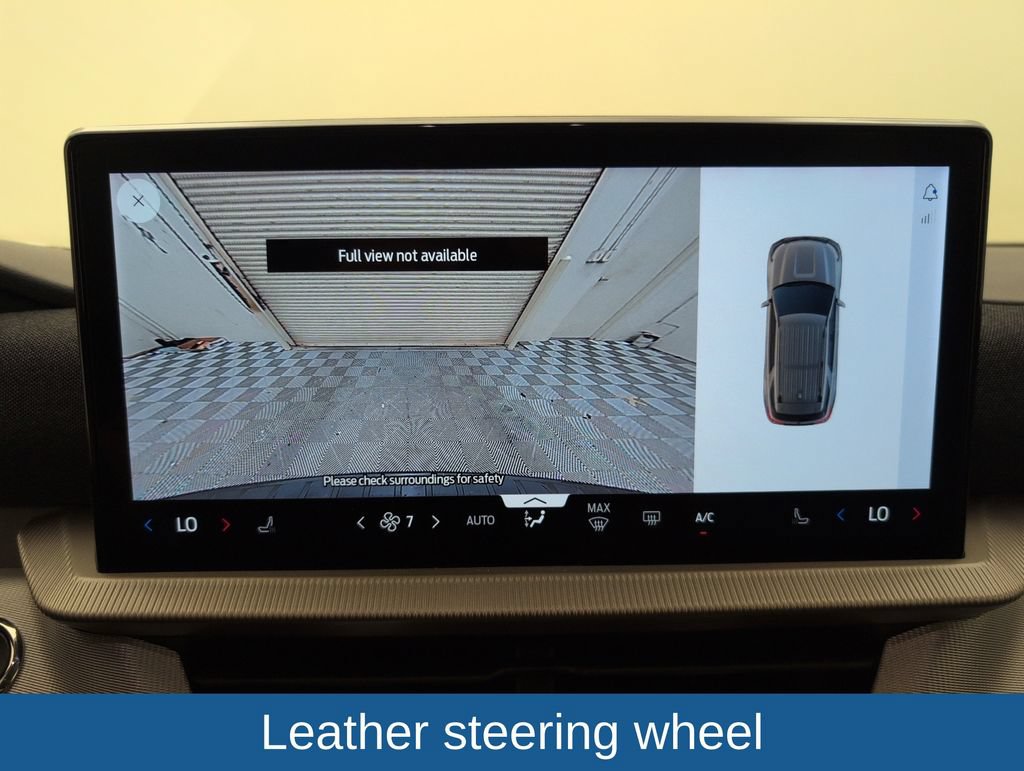 Certified 2025 Ford Explorer Active RWD image 28