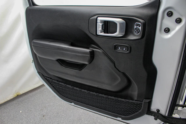 Used 2021 Jeep Wrangler Sport AWD/4WD image 22