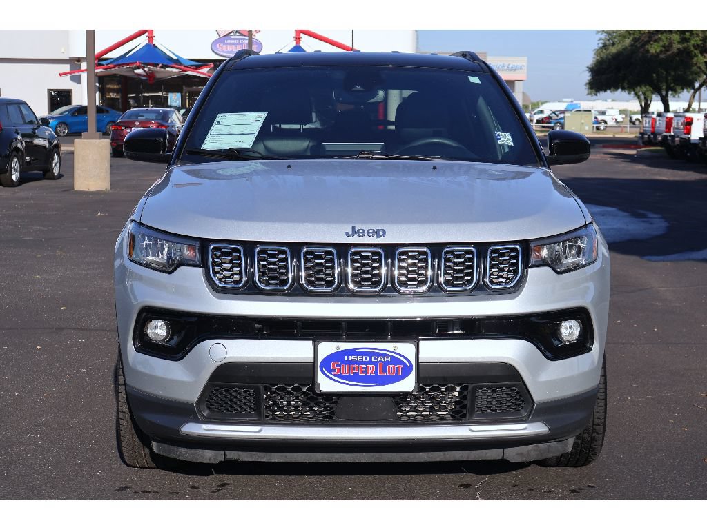 Used 2025 Jeep Compass Limited AWD/4WD image 9