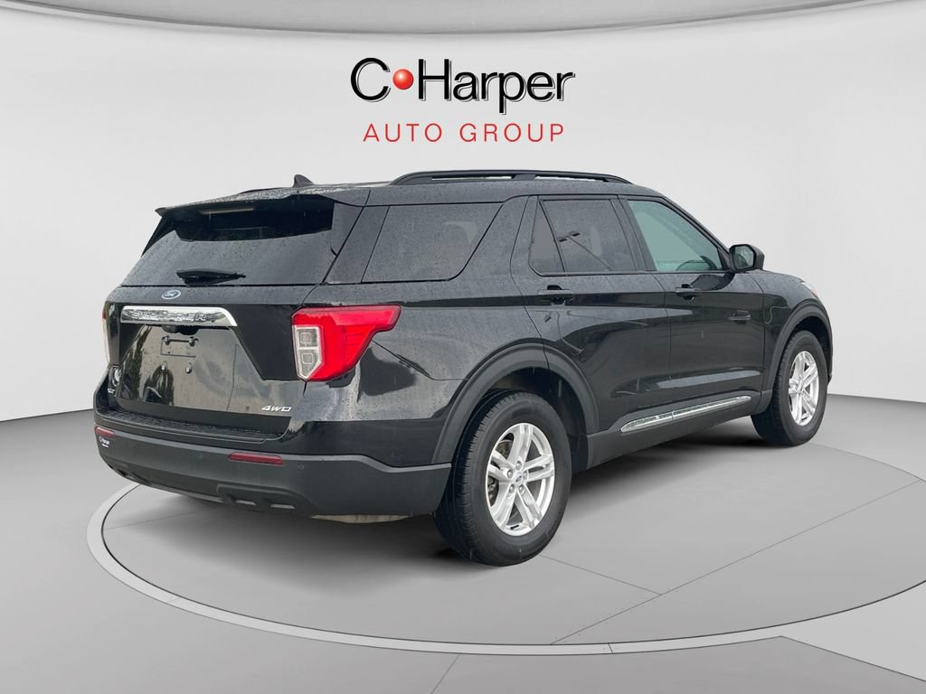 Certified 2023 Ford Explorer XLT AWD/4WD image 3
