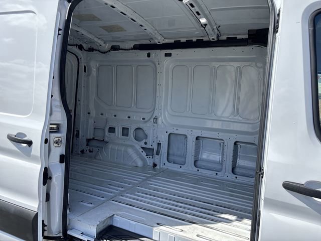 Certified 2023 Ford Transit 250 Medium Roof AWD image 12