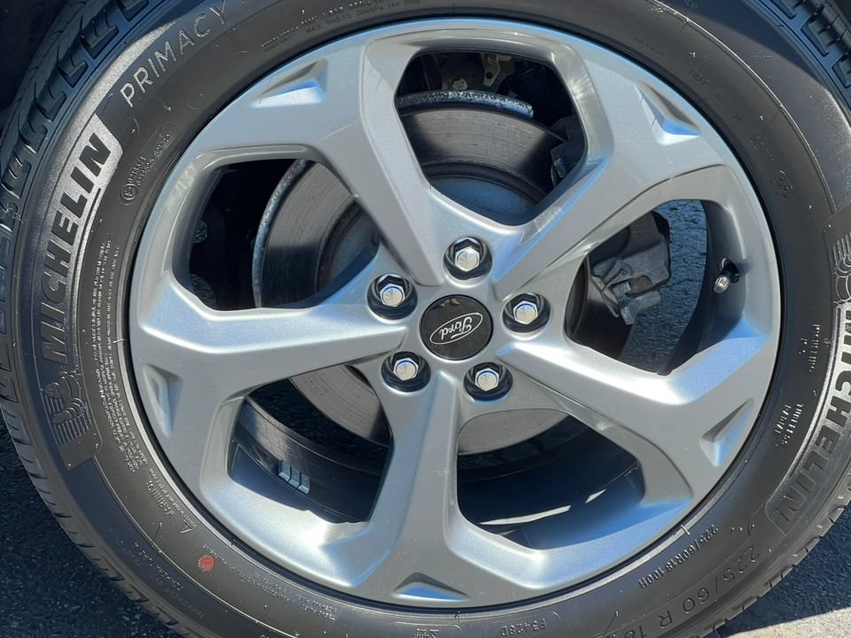 Certified 2023 Ford Escape ST-Line w/ Tech Pack #1 AWD/4WD image 7