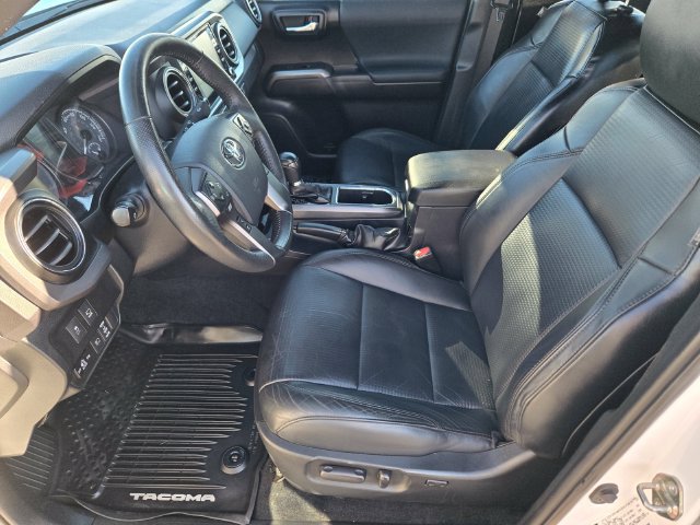 Used 2020 Toyota Tacoma 4x4 Double Cab image 11