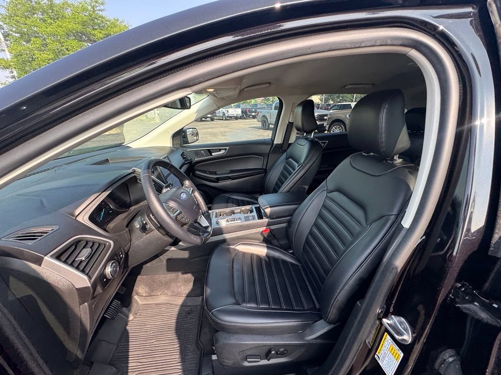 Certified 2024 Ford Edge SEL w/ Convenience Package AWD/4WD image 13