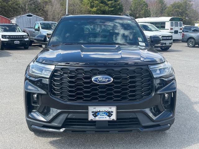 Certified 2025 Ford Explorer ST-Line w/ Premium Package image 5