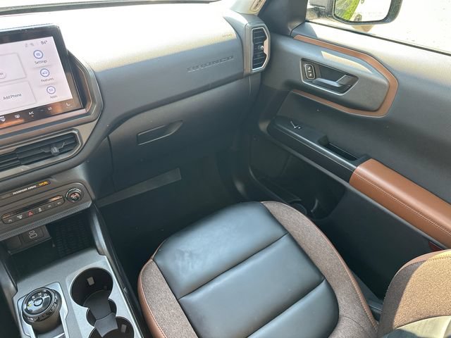 Certified 2025 Ford Bronco Sport Outer Banks w/ Outer Banks Tech Package+ AWD/4WD image 24