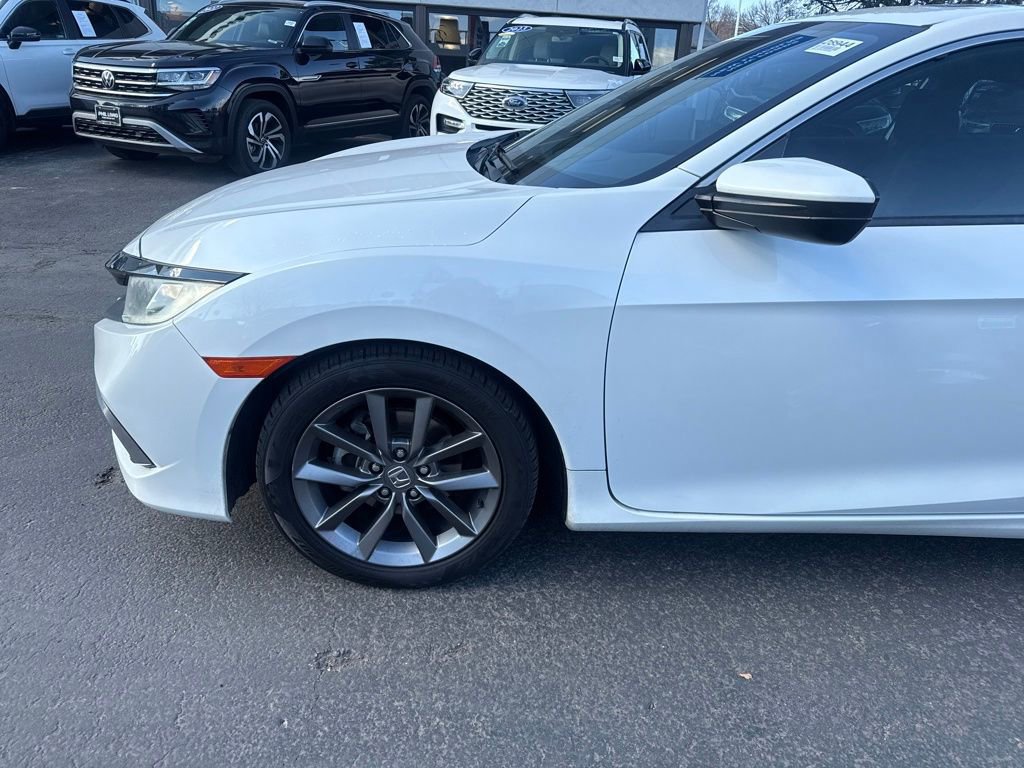 Used 2020 Honda Civic EX image 2
