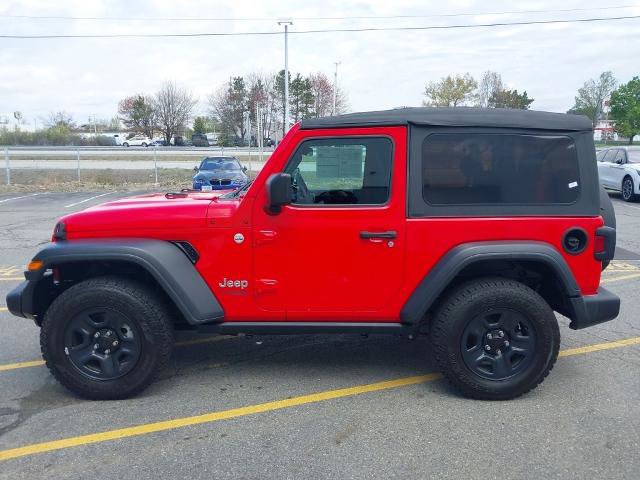 Used 2018 Jeep Wrangler Sport AWD/4WD image 5