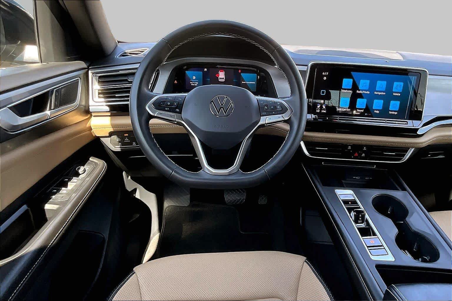 Used 2024 Volkswagen Atlas Cross Sport SE FWD image 6