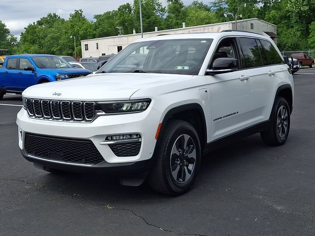 Used 2022 Jeep Grand Cherokee Limited 4xe w/ Luxury Tech Group II AWD/4WD image 6
