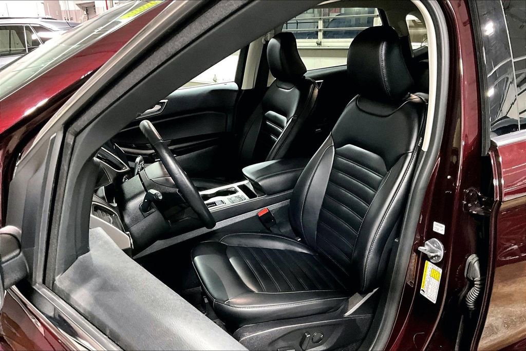 Certified 2024 Ford Edge SEL w/ Convenience Package image 23