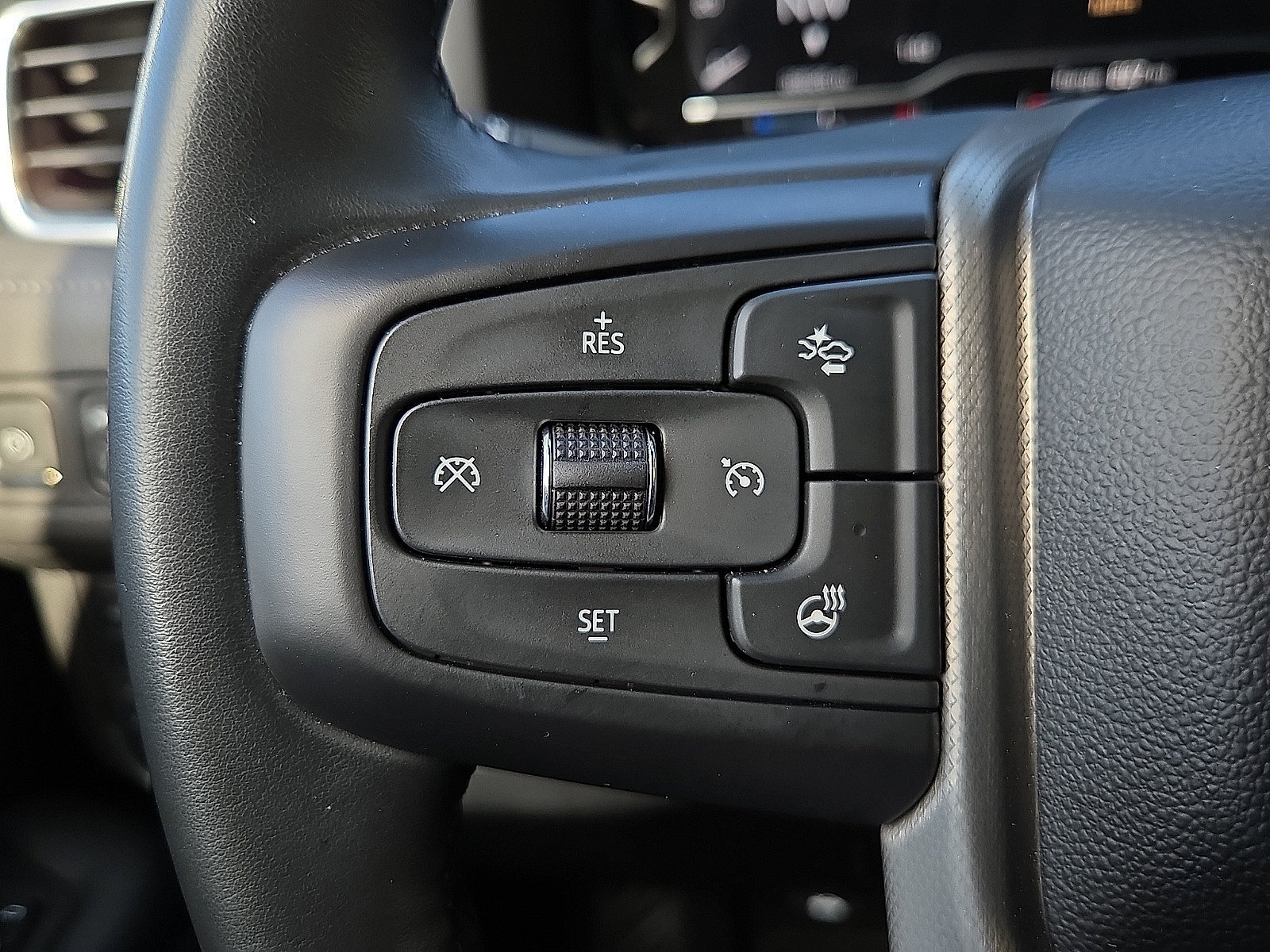 Used 2023 GMC Yukon Denali AWD/4WD image 19