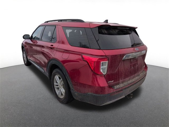 Certified 2022 Ford Explorer XLT w/ Equipment Group 202A image 3