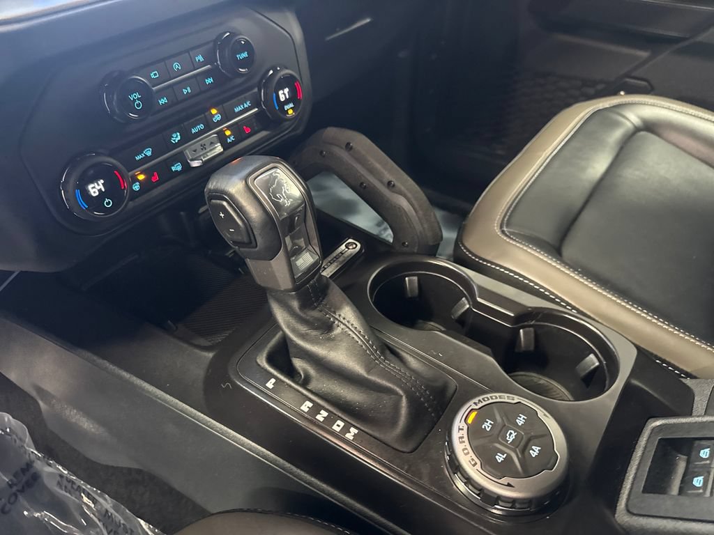 Certified 2025 Ford Bronco Outer Banks w/ Sasquatch Package AWD/4WD image 24
