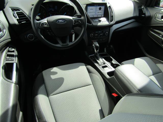 Certified 2018 Ford Escape SE w/ SE Sync 3 Package AWD/4WD image 2