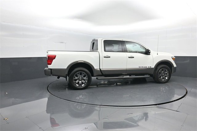 Used 2019 Nissan Titan Platinum Reserve w/ Platinum Utility Package image 8