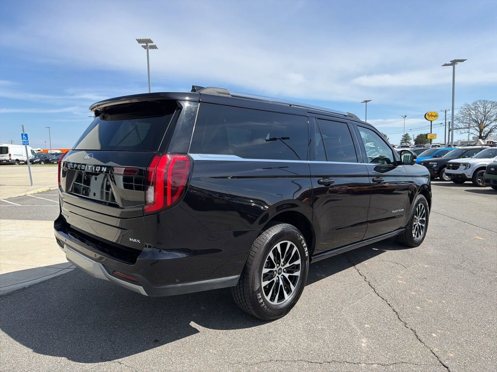 Certified 2025 Ford Expedition Max Platinum image 4