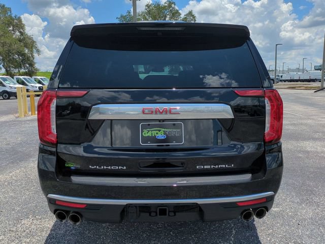 Used 2023 GMC Yukon XL Denali AWD/4WD image 6