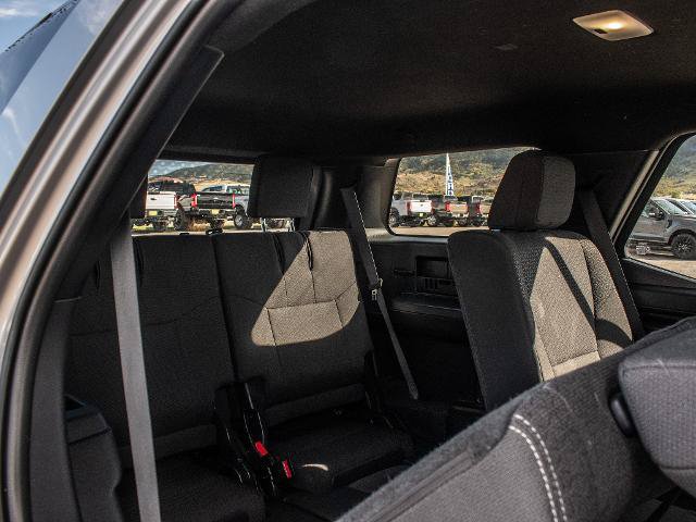Used 2025 Toyota 4Runner SR5 AWD/4WD image 27