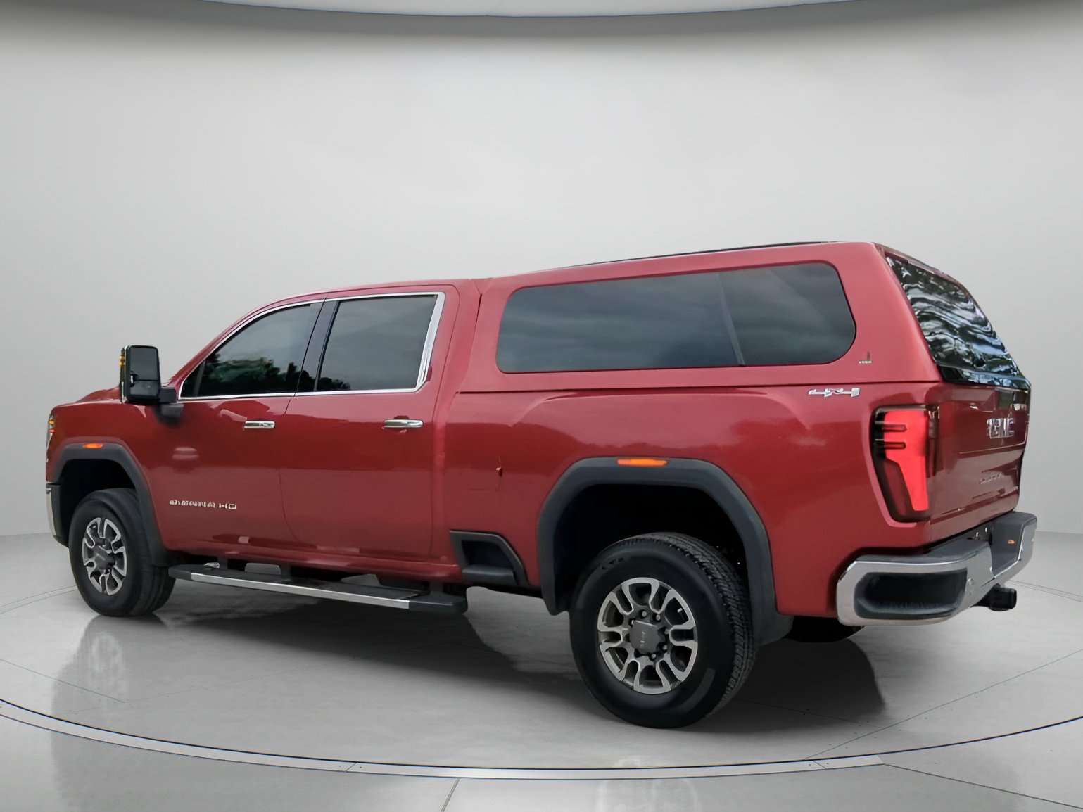 Used 2024 GMC Sierra 2500 SLT w/ SLT Premium Package AWD/4WD image 19