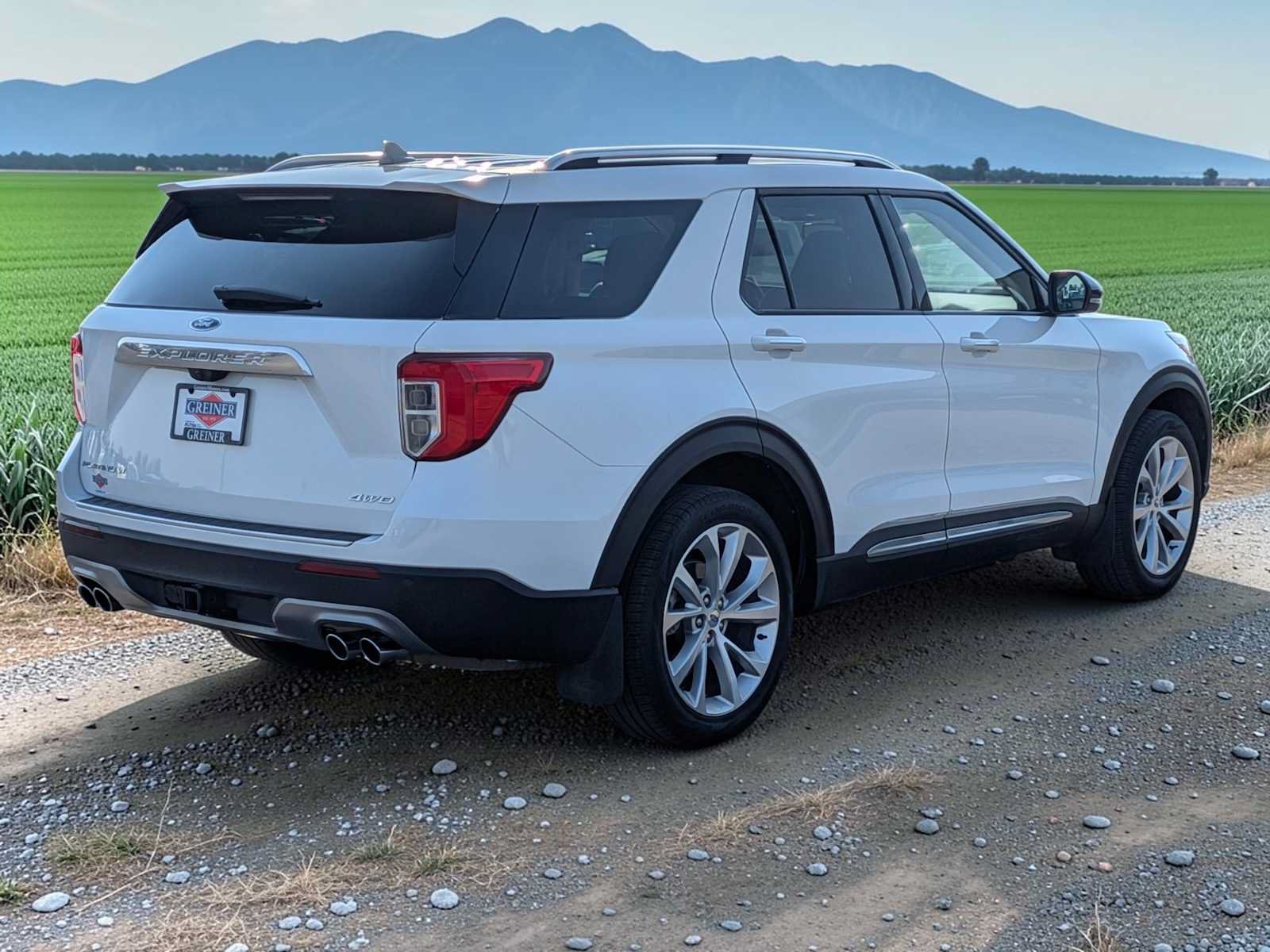 Certified 2023 Ford Explorer Platinum w/ Technology Package AWD/4WD image 6