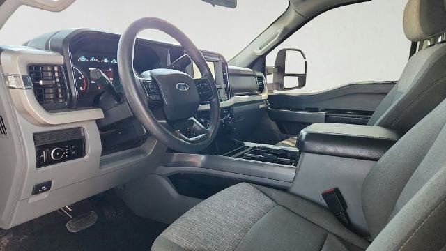 Certified 2025 Ford F250 XLT w/ FX4 Off-Road Package AWD/4WD image 9