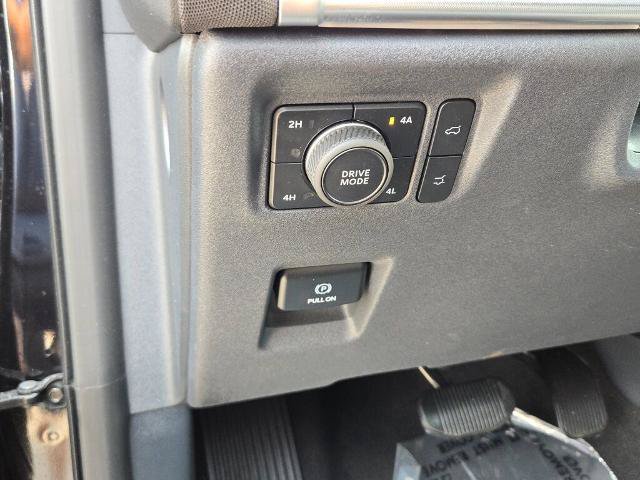 Certified 2025 Ford Expedition Platinum AWD/4WD image 27
