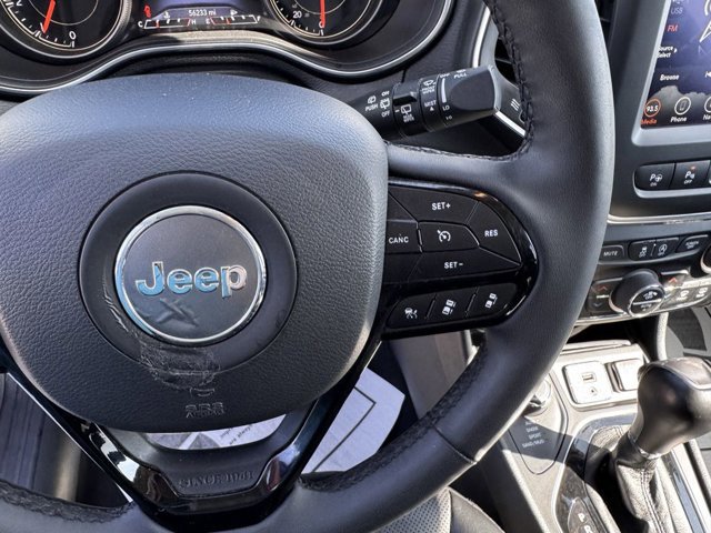 Used 2023 Jeep Cherokee Altitude Lux AWD/4WD image 14