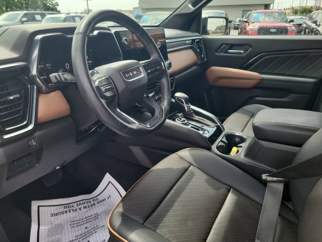 Used 2024 GMC Canyon AT4 w/ AT4 Premium Package AWD/4WD image 10