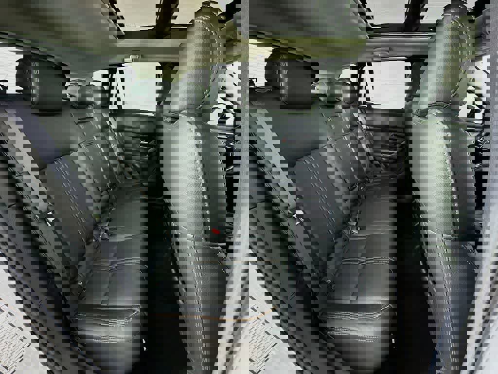 Used 2025 MAZDA CX-50 AWD 2.5 S w/ Premium Plus Pkg image 32