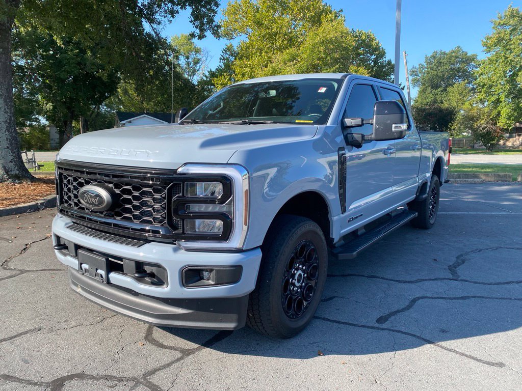 Certified 2025 Ford F250 Lariat w/ Black Appearance Package AWD/4WD image 3