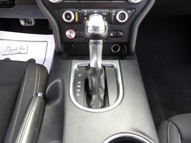 Certified 2021 Ford Mustang Coupe RWD image 26