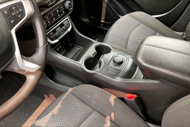 Used 2024 GMC Terrain SLE AWD/4WD image 15