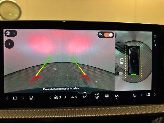 Certified 2025 Ford Explorer ST-Line w/ Premium Package image 27