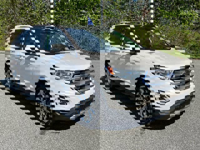 Certified 2017 Ford Edge Titanium w/ Equipment Group 301A image 2