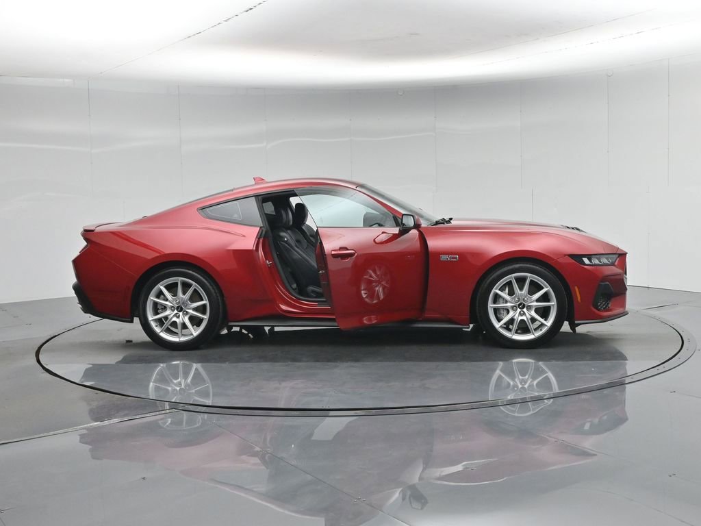 Certified 2024 Ford Mustang GT Premium RWD image 5