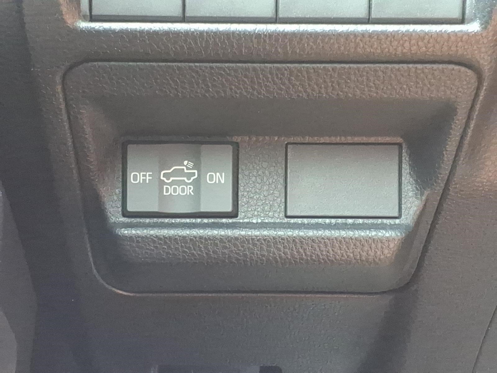 Used 2024 Toyota Tacoma SR5 RWD image 25