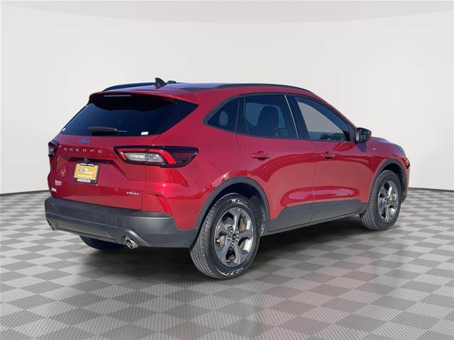 Certified 2025 Ford Escape ST-Line Select AWD/4WD image 7