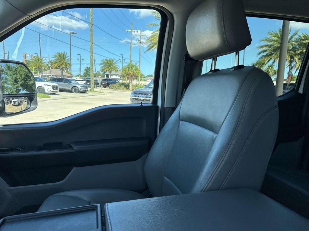 Certified 2025 Ford F250 XL w/ XL Off-Road Package AWD/4WD image 18