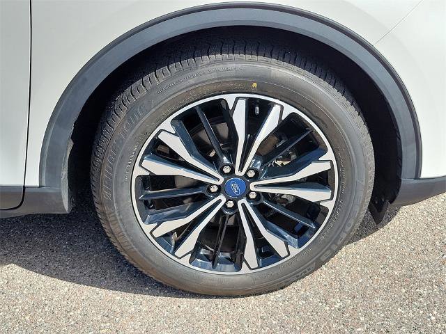 Certified 2022 Ford Escape SE w/ SE Sport Appearance Package image 7